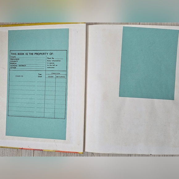 Vintage 70's Science Textbook - Picture 6 of 10